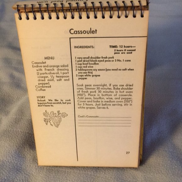CASSEROLE COOKBOOK Vintage 1949 Concise Easy Recipes/Menus &Stories About Each - Picture 6 of 9
